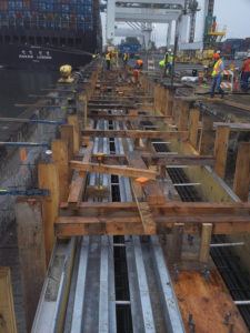 Post Panamax crane rail foundation and rail formwork