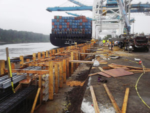 Panamax crane rail foundation